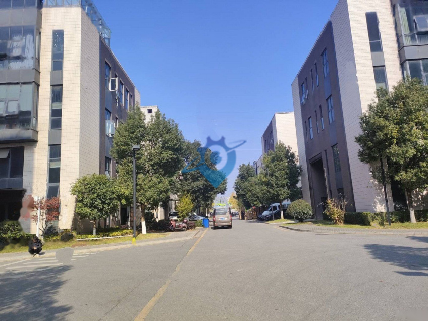 出售星沙经济技术开发区地铁口旁2户厂房仓库