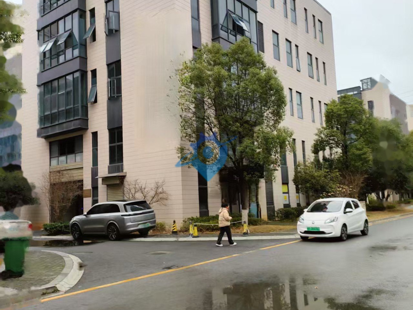 出售星沙经济技术开发区地铁口旁2户厂房仓库