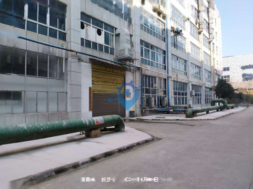 房东直租。宁乡金洲大道边，工业园一楼厂房出租。